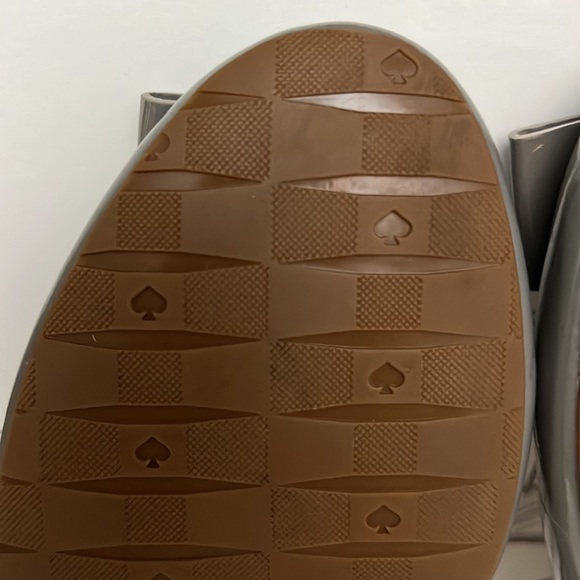 Kate Spade Tock Bow Ballet Flats in Lite Grey Patent Leather Women’s Size 7.5 - Picture 14 of 16